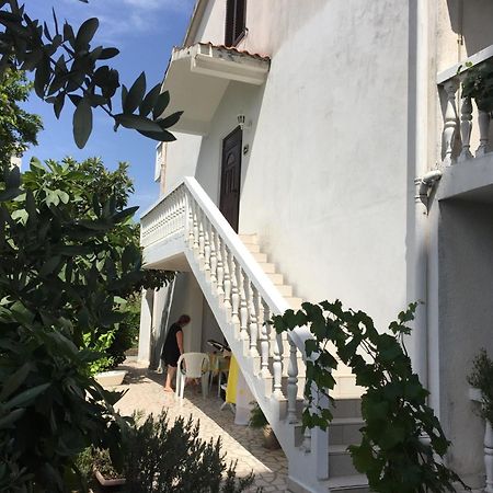 Отель House Irena Будва Экстерьер фото
